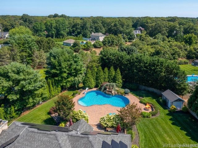 30 Hampton Drive, Center Moriches, NY 11934
