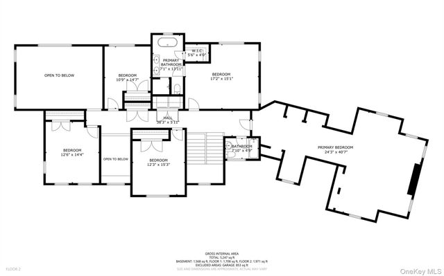 30 Hampton Drive, Center Moriches, NY 11934