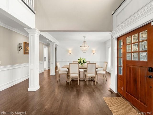 30 Hampton Drive, Center Moriches, NY 11934
