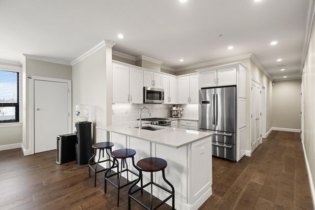 175 North Ave 407, Wakefield, MA 01880