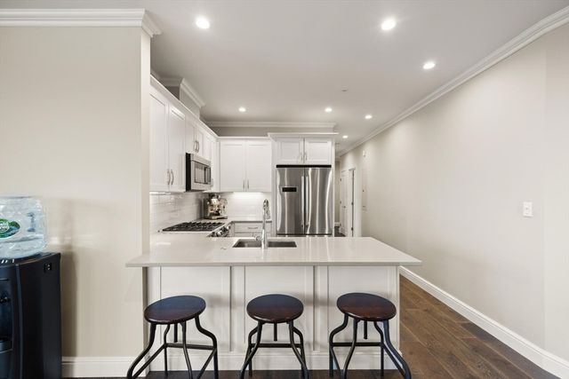 175 North Ave 407, Wakefield, MA 01880