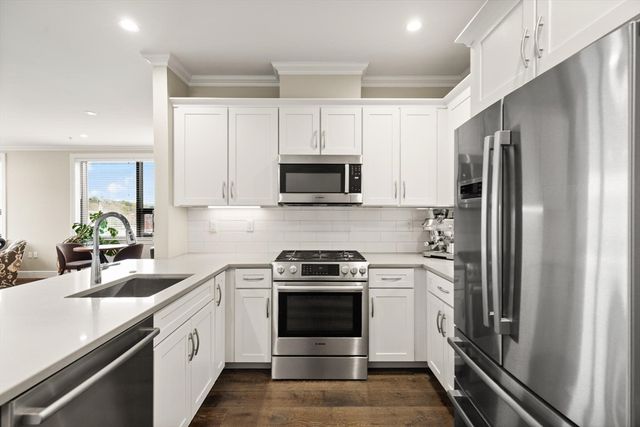 175 North Ave 407, Wakefield, MA 01880