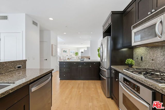 7301 Vista Del Mar 16, Playa Del Rey (los Angeles), CA 90293