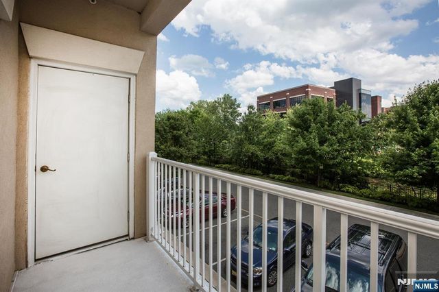 1114 Windsor Park Court, Englewood, NJ 07631