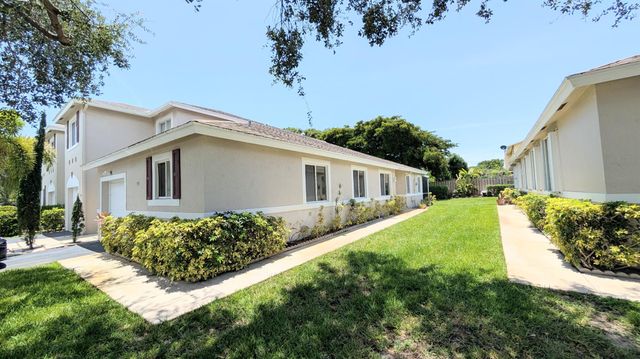 790 NW 42nd Place, Deerfield Beach, FL 33064