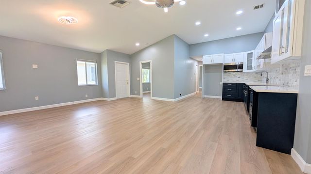 790 NW 42nd Place, Deerfield Beach, FL 33064