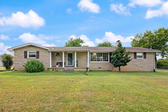 7559 Scottsville Rd, Lafayette, TN 37083