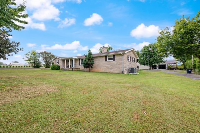 7559 Scottsville Rd, Lafayette, TN 37083