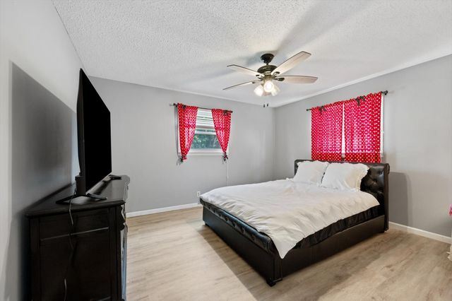 7559 Scottsville Rd, Lafayette, TN 37083