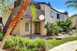 1466 Cabrillo Park C, Santa Ana, CA 92701
