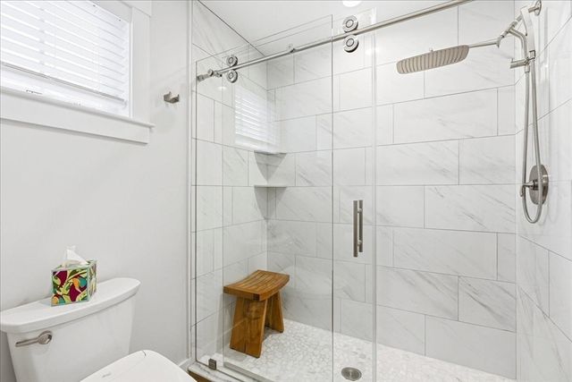 32 Pebble Beach Dr, Plymouth, MA 02360