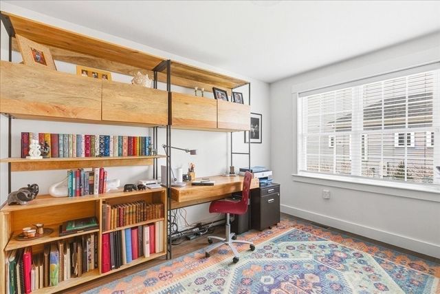 32 Pebble Beach Dr, Plymouth, MA 02360