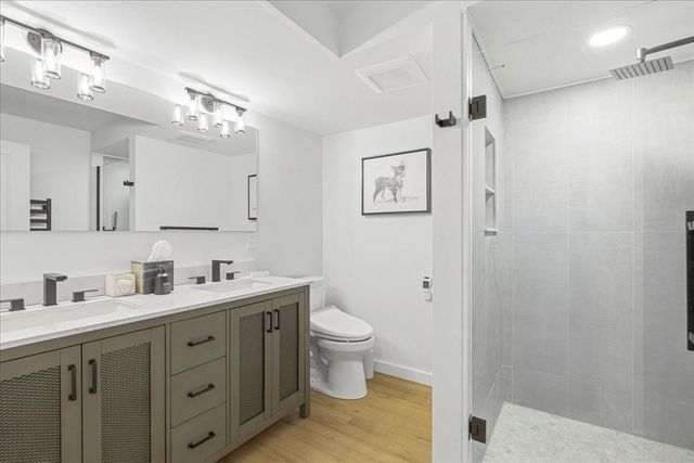 32 Pebble Beach Dr, Plymouth, MA 02360