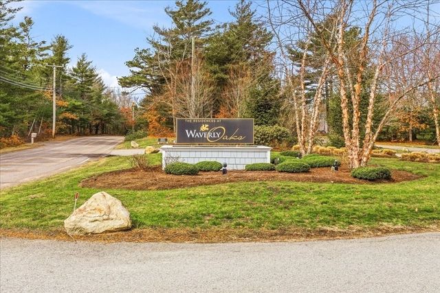 32 Pebble Beach Dr, Plymouth, MA 02360