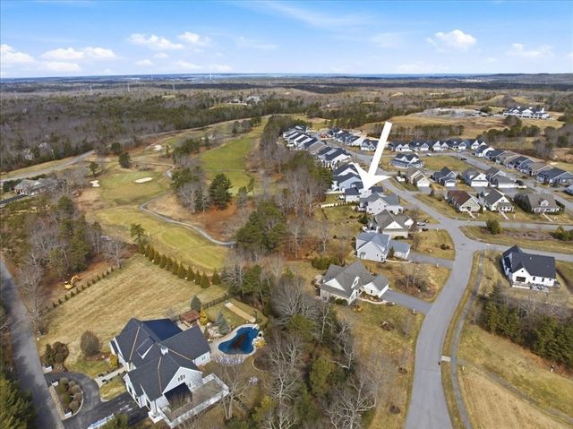 32 Pebble Beach Dr, Plymouth, MA 02360