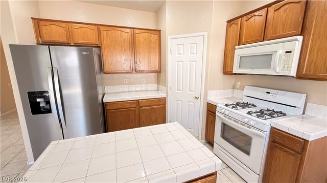 7716 Lobella Street, Las Vegas, NV 89123