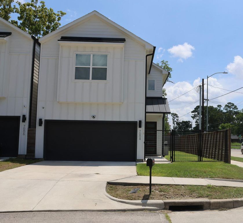 7004 Emma Lou Street, Houston, TX 77088