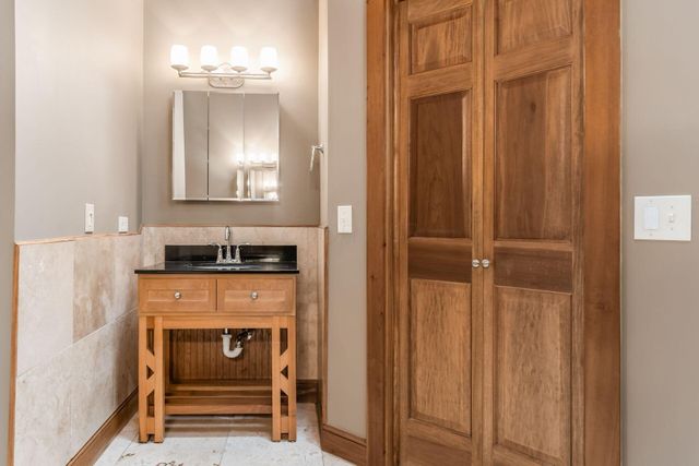 483 S Sunbury Road, Westerville, OH 43081