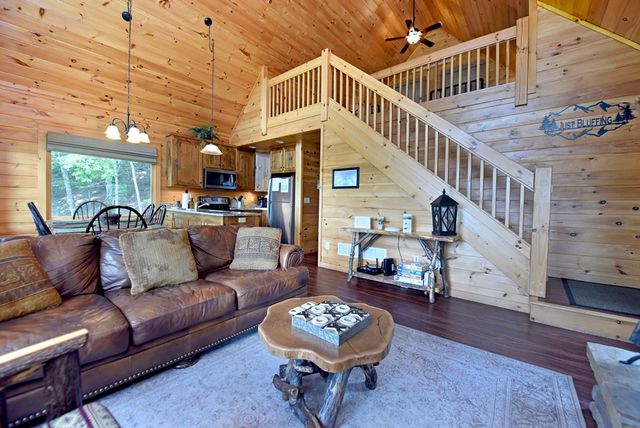 73 Rosiey Lane, Blue Ridge, GA 30513