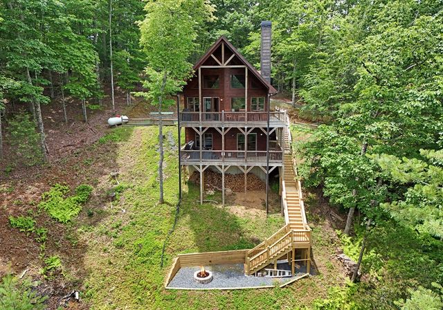 73 Rosiey Lane, Blue Ridge, GA 30513