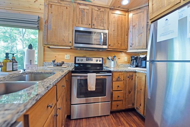 73 Rosiey Lane, Blue Ridge, GA 30513