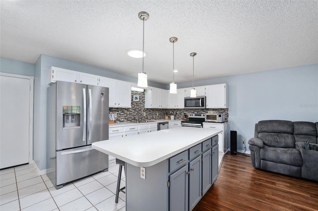 9820 SW 89TH TERRACE E, Ocala, FL 34481
