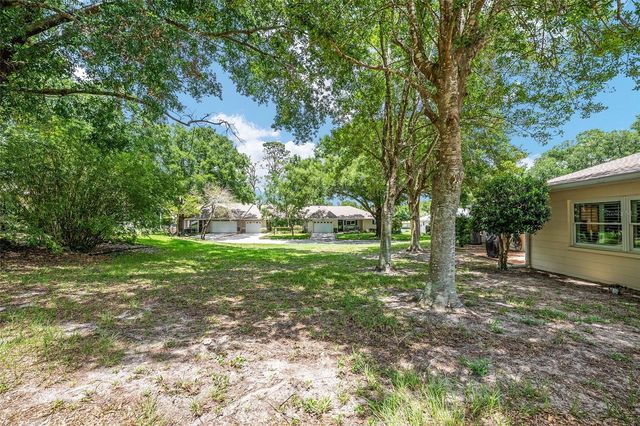 9820 SW 89TH TERRACE E, Ocala, FL 34481