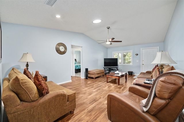 9820 SW 89TH TERRACE E, Ocala, FL 34481