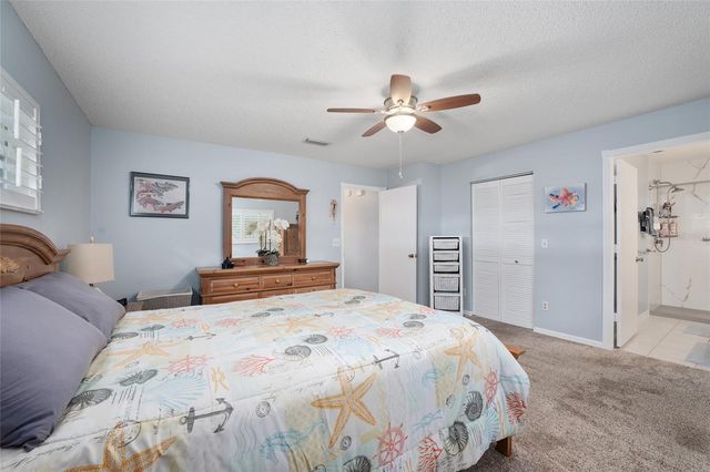 9820 SW 89TH TERRACE E, Ocala, FL 34481