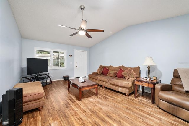 9820 SW 89TH TERRACE E, Ocala, FL 34481