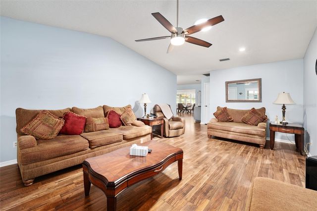 9820 SW 89TH TERRACE E, Ocala, FL 34481