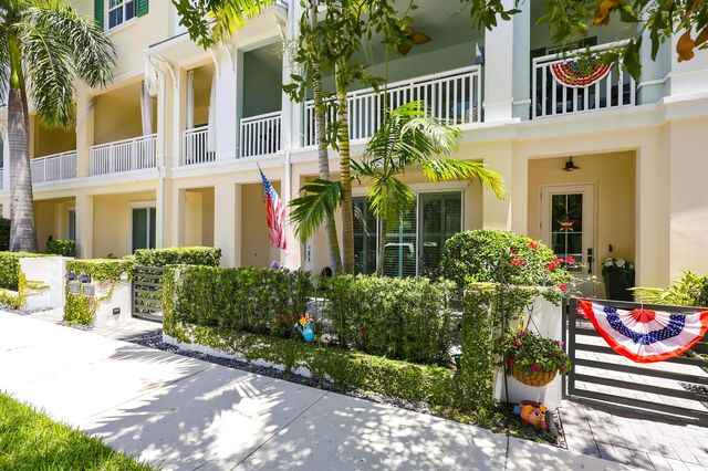 5197 Beckman Terrace, Palm Beach Gardens, FL 33418