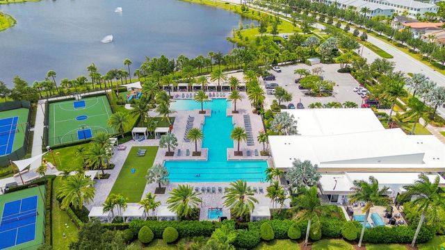 5197 Beckman Terrace, Palm Beach Gardens, FL 33418