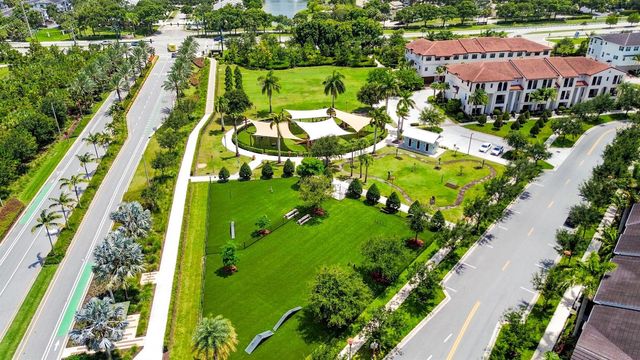 5197 Beckman Terrace, Palm Beach Gardens, FL 33418