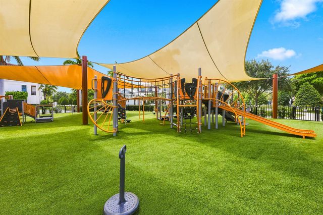 5197 Beckman Terrace, Palm Beach Gardens, FL 33418