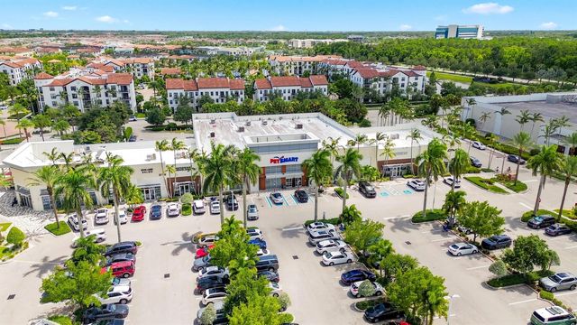 5197 Beckman Terrace, Palm Beach Gardens, FL 33418