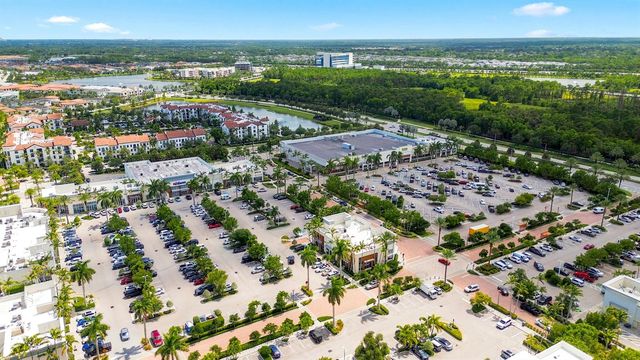 5197 Beckman Terrace, Palm Beach Gardens, FL 33418