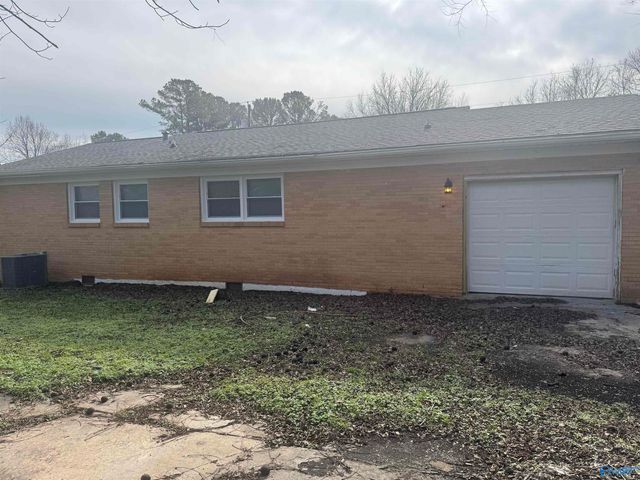 3610 Williamsburg Drive, Huntsville, AL 35810