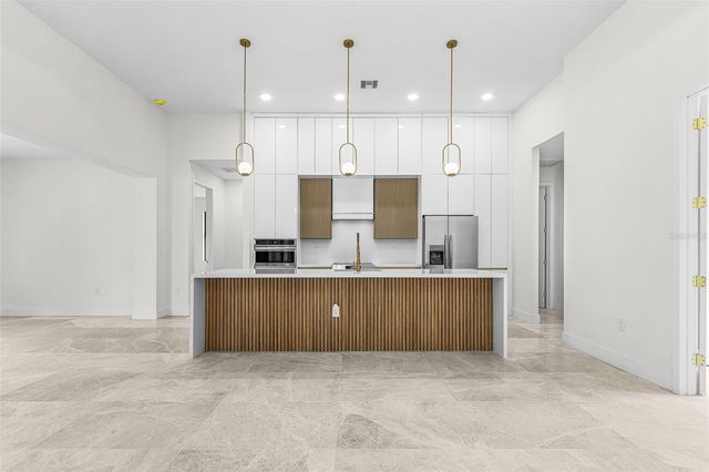 571 PRESQUE ISLE DRIVE, Port Charlotte, FL 33954