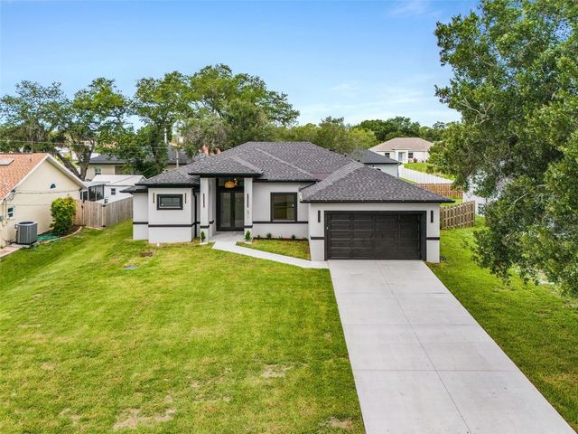 571 PRESQUE ISLE DRIVE, Port Charlotte, FL 33954