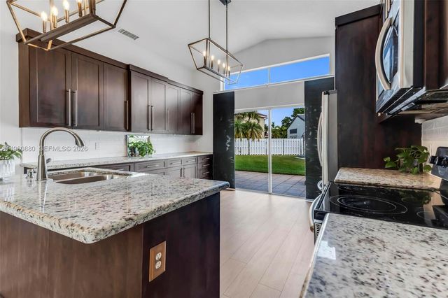 2627 SW 177th Ave, Miramar, FL 33029