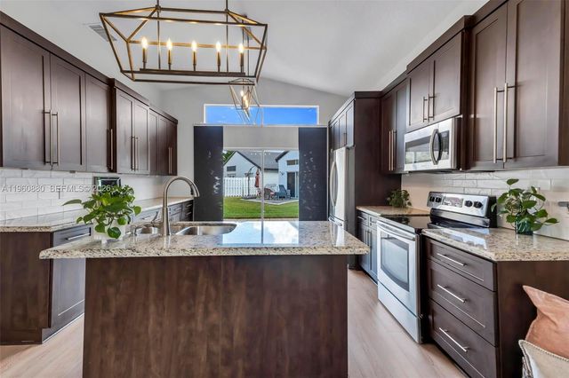 2627 SW 177th Ave, Miramar, FL 33029