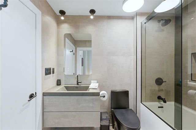 525 E JACKSON STREET 503, Orlando, FL 32801