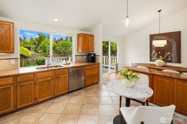 11831 SE 87th Street, Newcastle, WA 98056