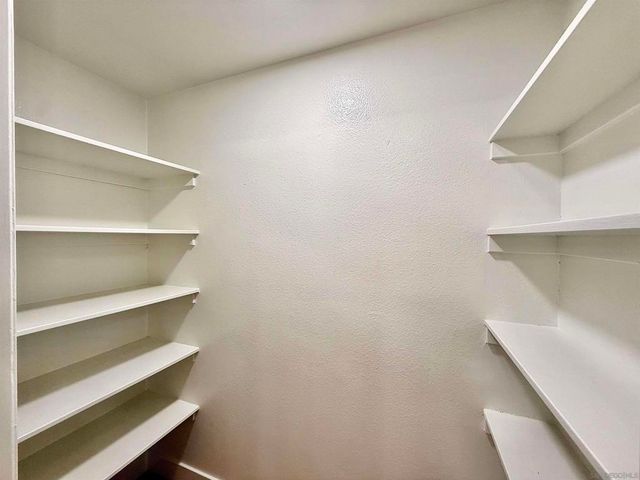 370 Rosecrans St 302, San Diego, CA 92106