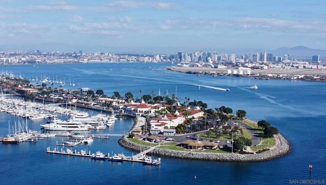 370 Rosecrans St 302, San Diego, CA 92106