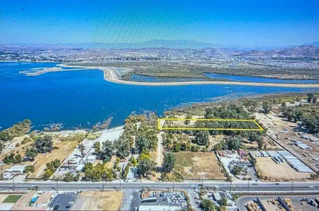 1007 W SUMNER AVE, Lake Elsinore, CA 92530