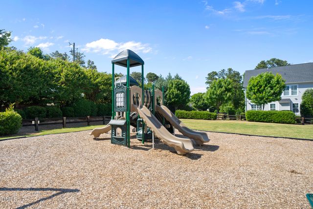 8240 Pritchett Farm Lane, Raleigh, NC 27606