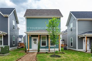 1007 W Laramie Heights, Fayetteville, AR 72704