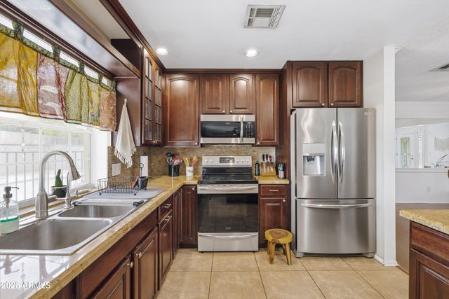 11843 N 60TH Avenue, Glendale, AZ 85304